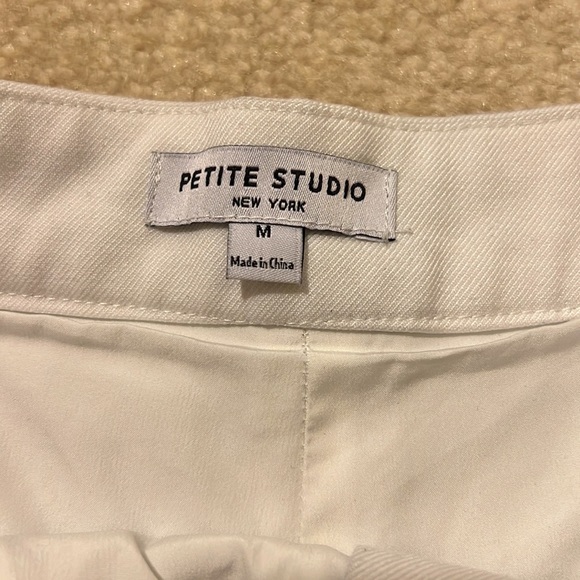 Petite studio button-front shorts - Picture 3 of 3